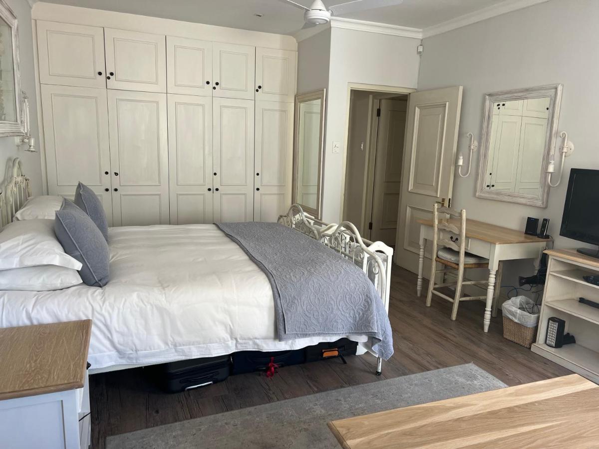 Constantia Valley Lodge Cape Town Ngoại thất bức ảnh