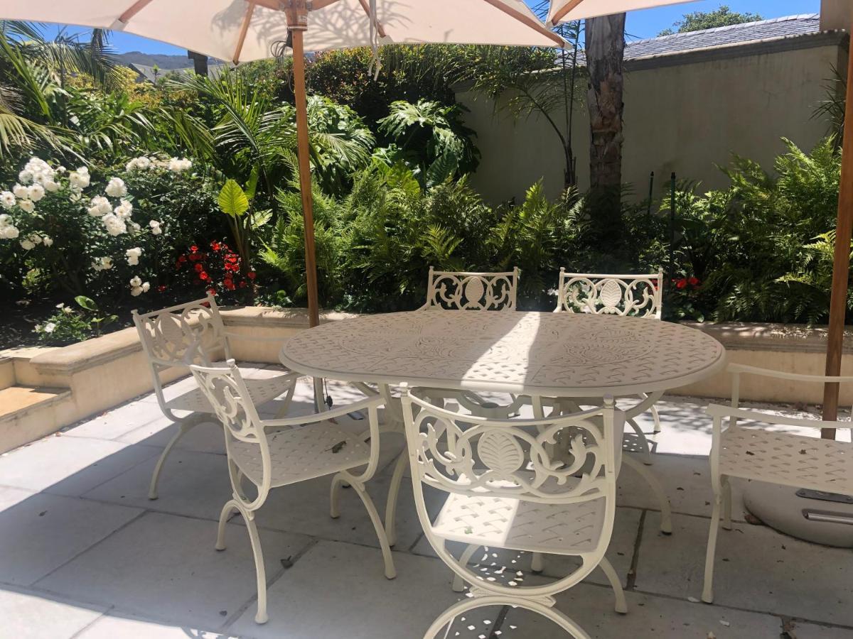 Constantia Valley Lodge Cape Town Ngoại thất bức ảnh